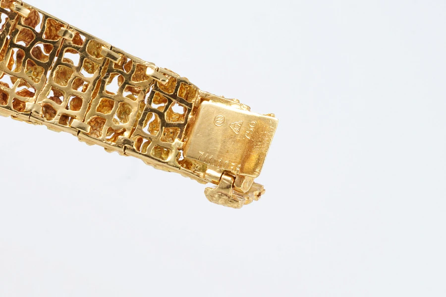 Watch and Jewelry Set in 18k Yellow Gold