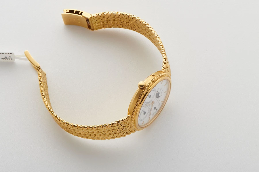 Quantième Perpetual Calendar Ref. 25549BA with Ornate Bracelet in 18k Yellow Gold