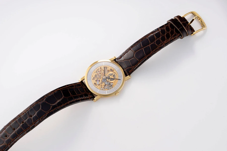 Classique Skeleton Ref. 5214BA in 18k Yellow Gold