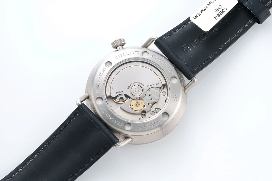 No. 6 Retrograde in Stainless Steel