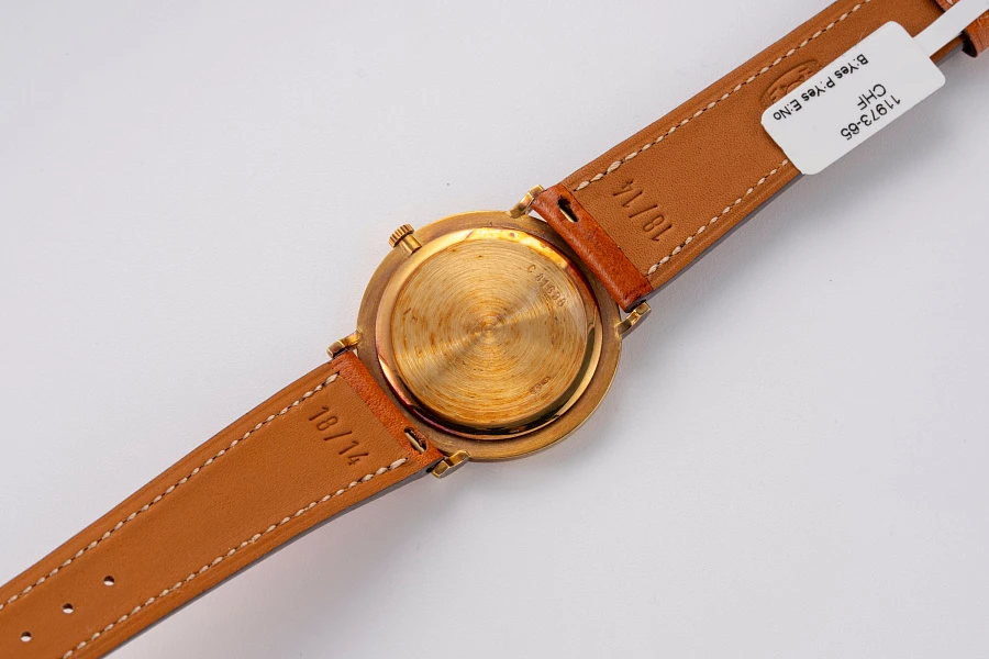Ultra Thin Dress Watch Ref. 4539 in 18k Yellow Gold