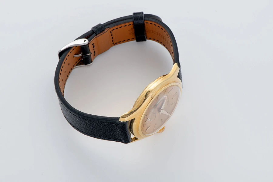 'Cuervo Y Sobrinos' Double Signed Calatrava Ref. 2532 in 18k Yellow Gold
