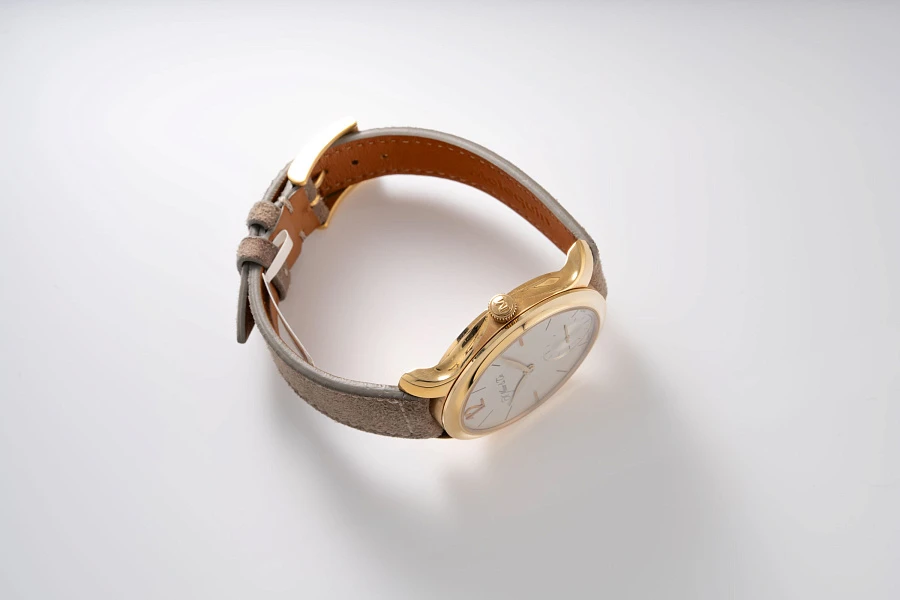 Mayu Ref. 321.503 in 18k Yellow Gold