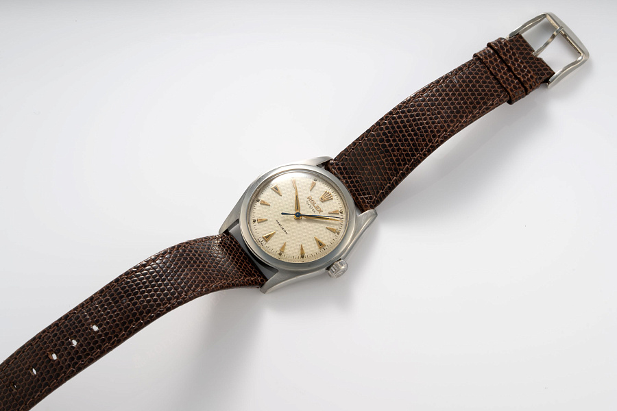 Oyster Ref. 6082 in Stainless Steel