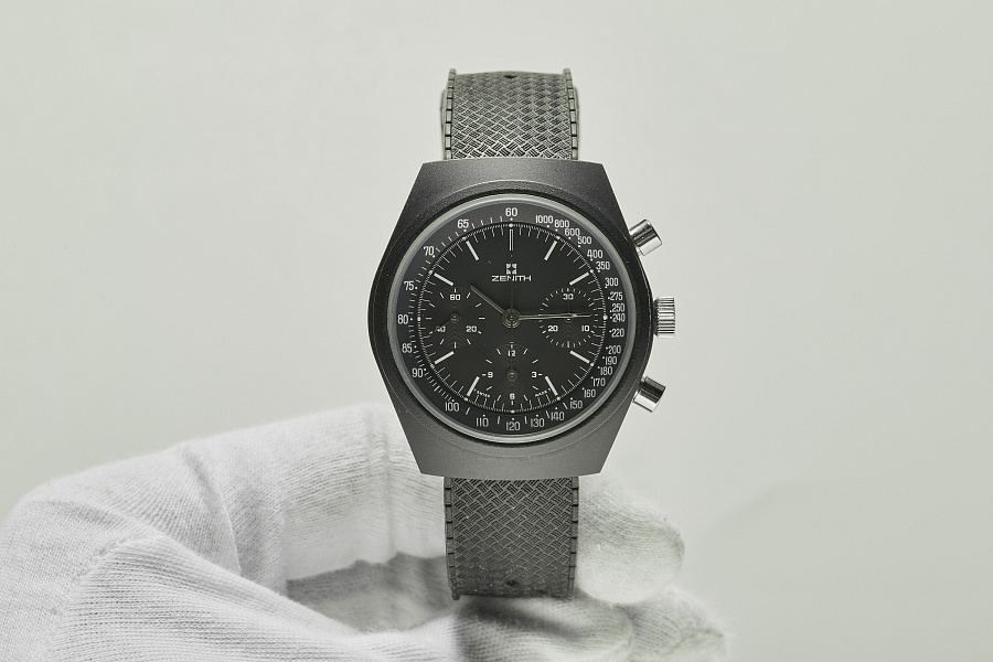 Chronomaster Revival Shadow