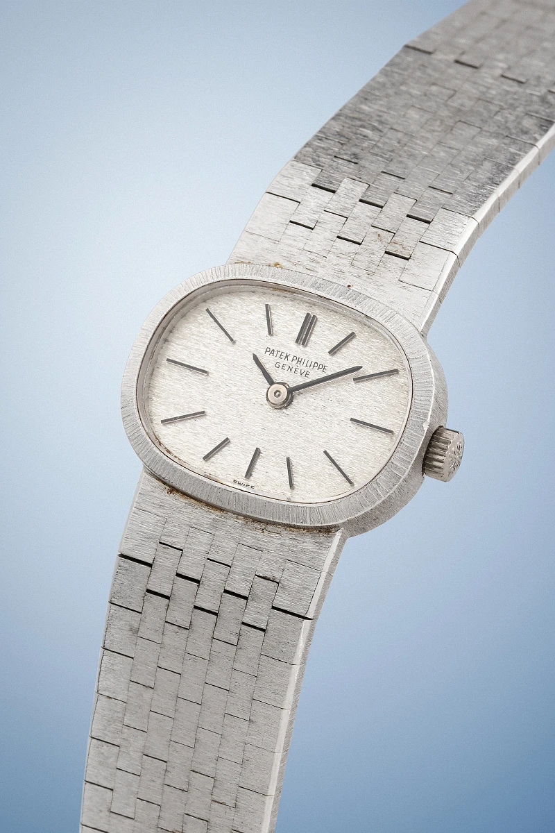 Ellipse Ref. 3373 in 18k White Gold