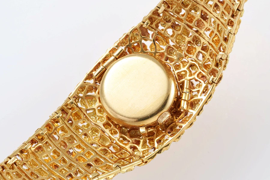Watch and Jewelry Set in 18k Yellow Gold