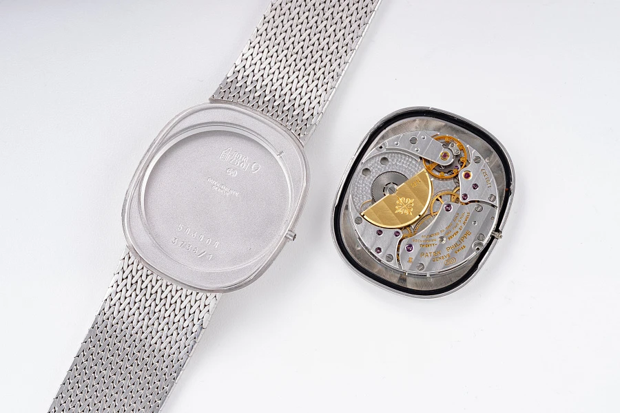 Ellipse Ref. 3738 in 18k White Gold