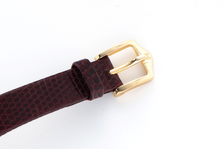 1920s  Wristwatch in 14k Yellow Gold
