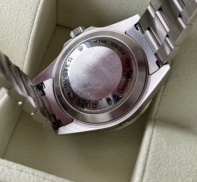 Sea-Dweller 4000 Ref. 16600 in Stainless Steel