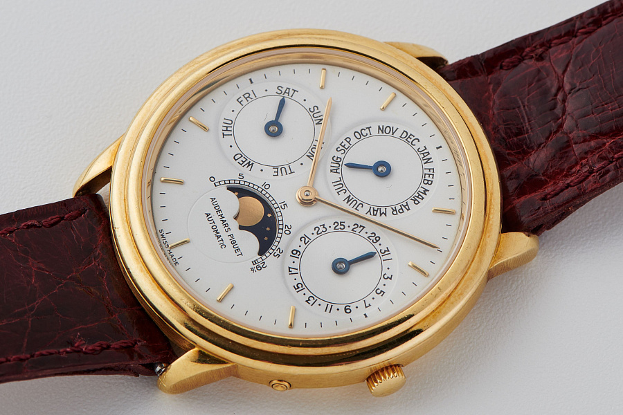 Quantième Perpetual Calendar Ref. 25657BA in 18k Yellow Gold