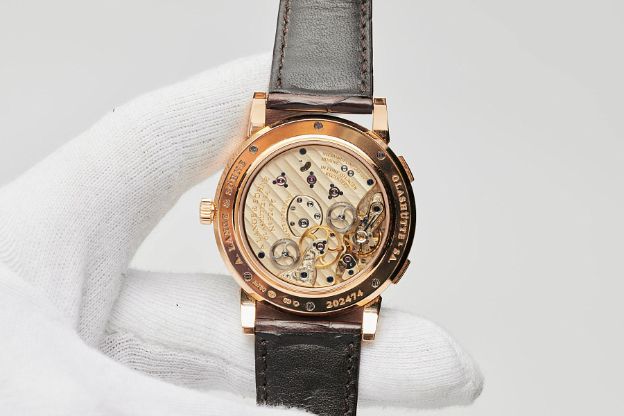 Lange 1 Time Zone