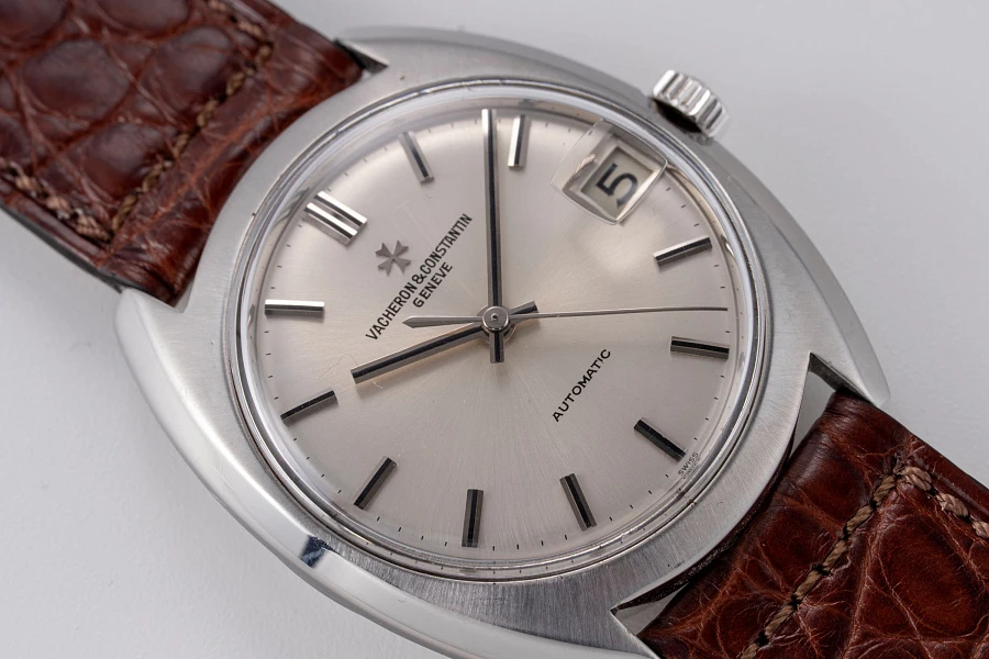 Cushion Case in Stainless Steel