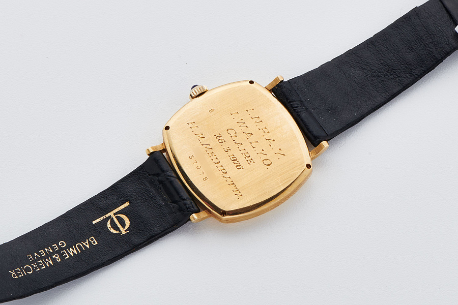 TV-Dial Dress Watch Ref. 37078 in 18k Yellow Gold