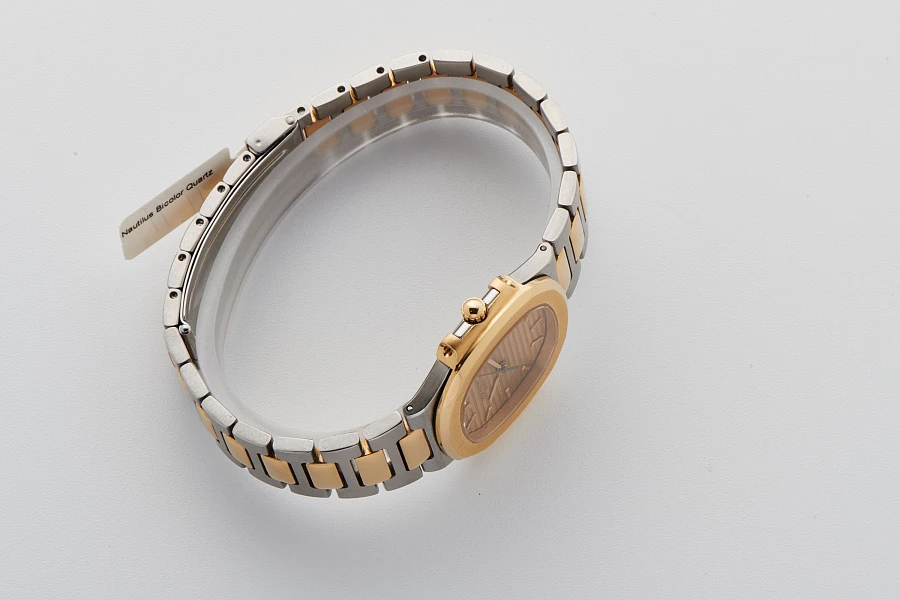 Nautilus Ref. 3900 Bicolor Quartz