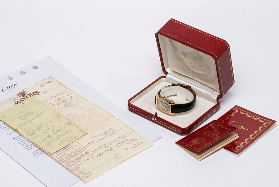 Tank Américaine Quartz in 18k Yellow Gold