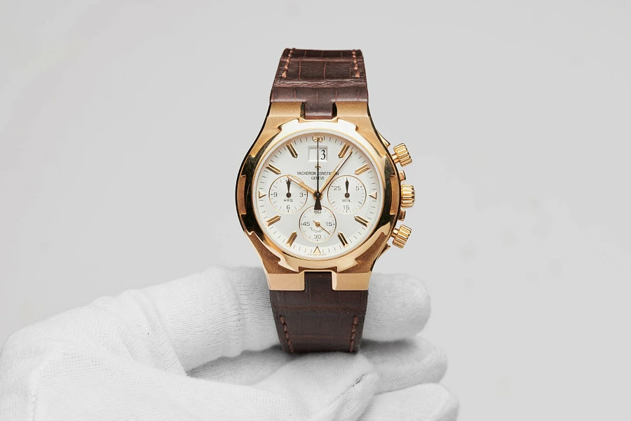 Overseas Chronograph