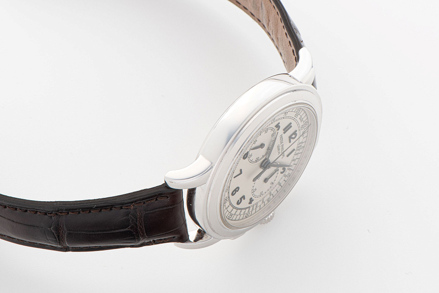 Chronograph Ref. 5070G in 18k White Gold