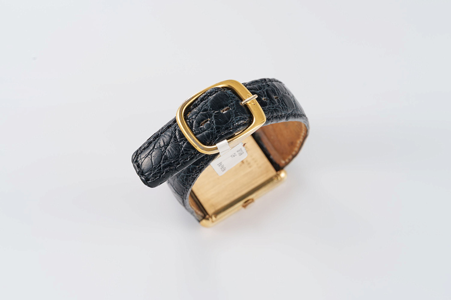 Tank with Tiger Eye Print Dial Ref. 704120 in 18k Yellow Gold
