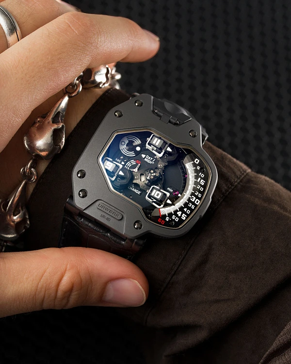 UR-110 Turbine Automatic in Black Coated Titanium