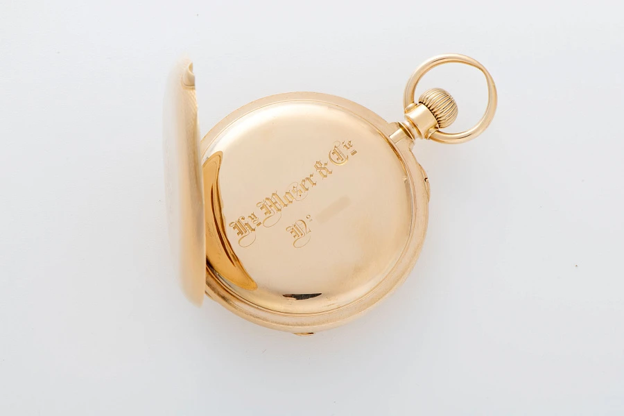 Pocket Watch in 18k Yellow Gold