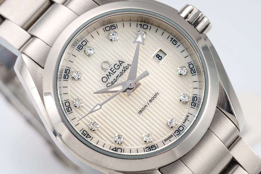 Ladies Aquaterra in Stainless Steel with Mother of Pearl Dial