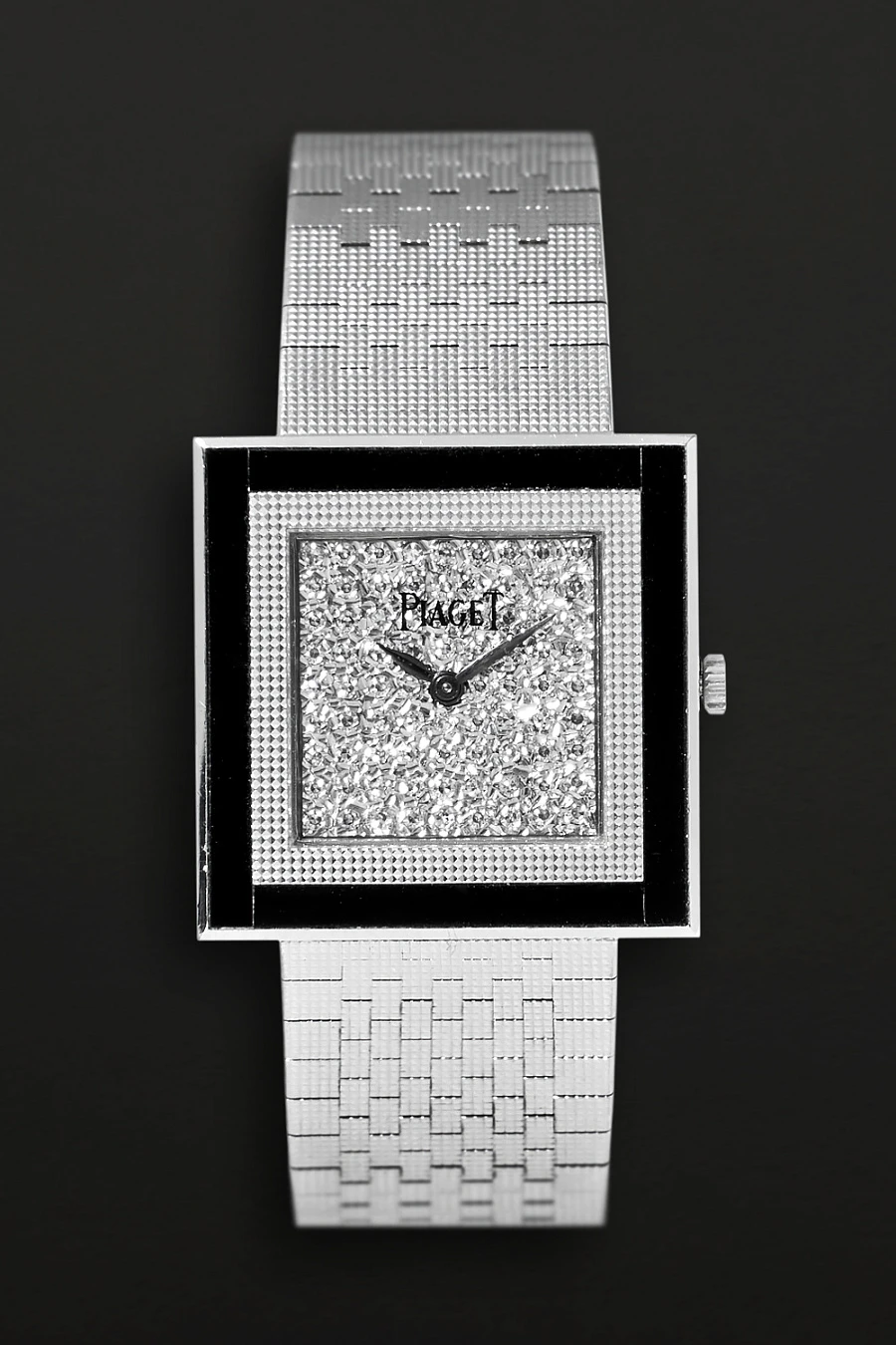 Vintage Square Ref. 9200 in 18k White Gold with Diamonds & Onyx Dial