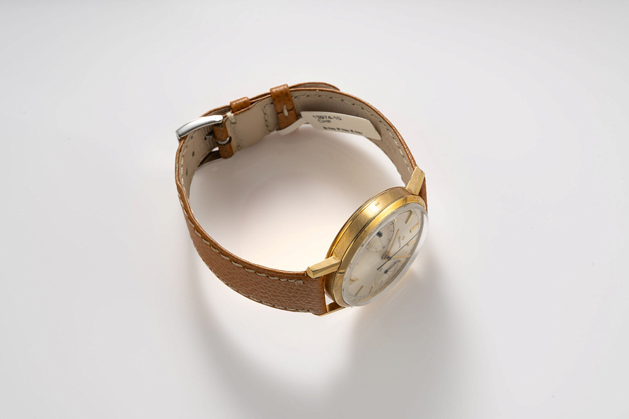 Chronograph in 18k Yellow Gold