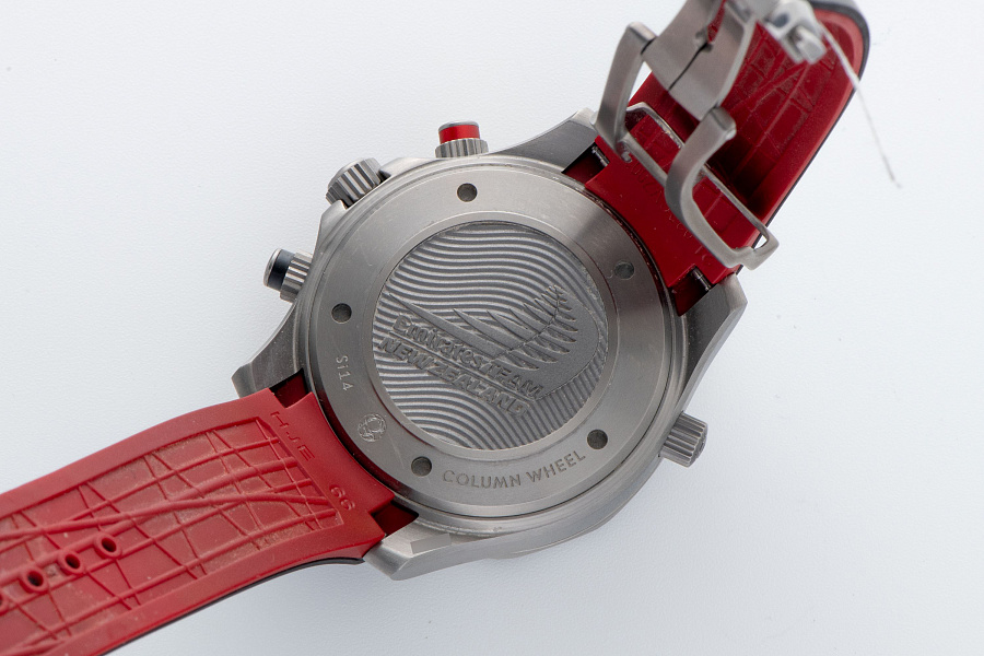 Seamaster Diver Emirates Diver 300 Titanium