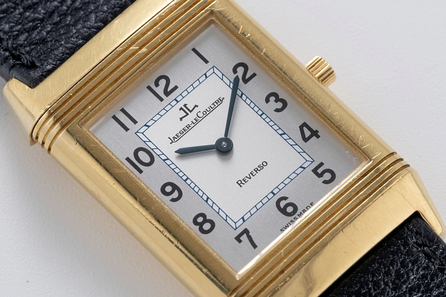 Reverso Ref. 250.1.08 in 18K Yellow Gold