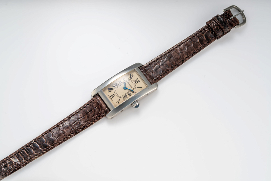 Tank Américaine Ref. 1713 in 18k White Gold
