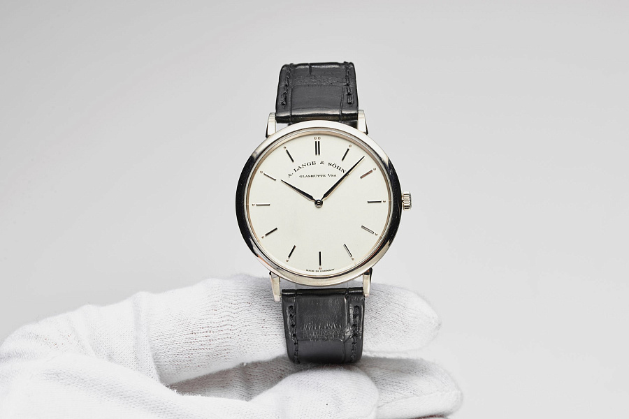 Saxonia Thin