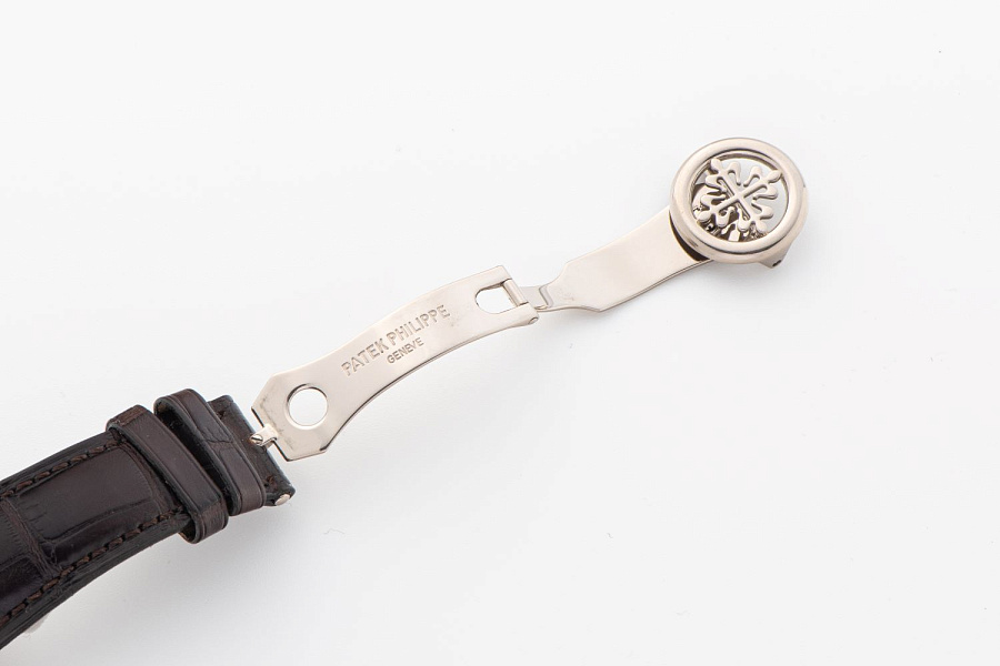 Chronograph Ref. 5070G in 18k White Gold