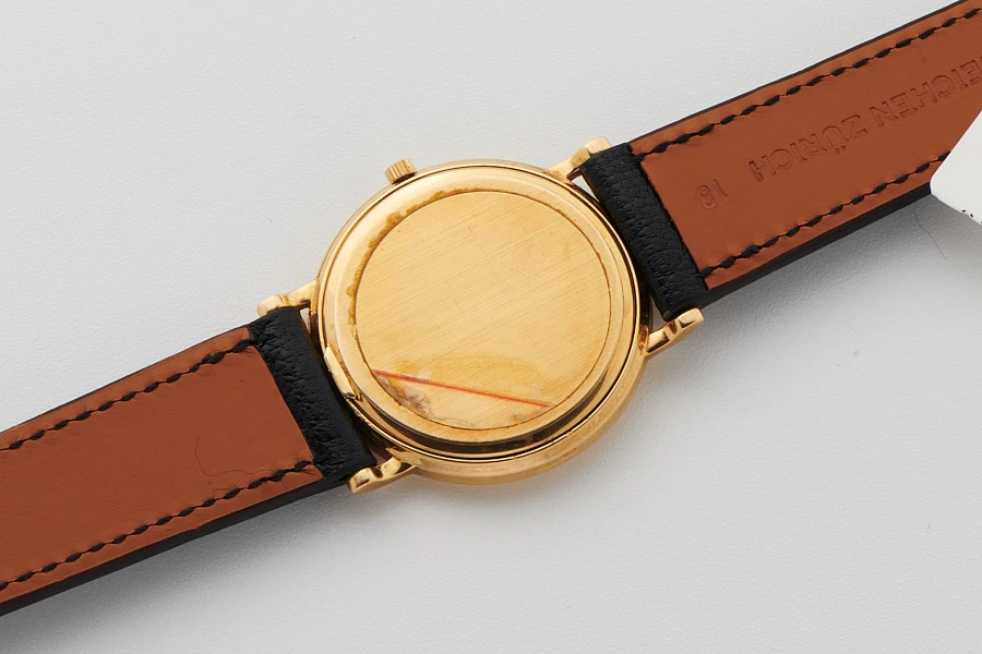 Calatrava Quartz Ref. 3744 in 18k Yellow Gold