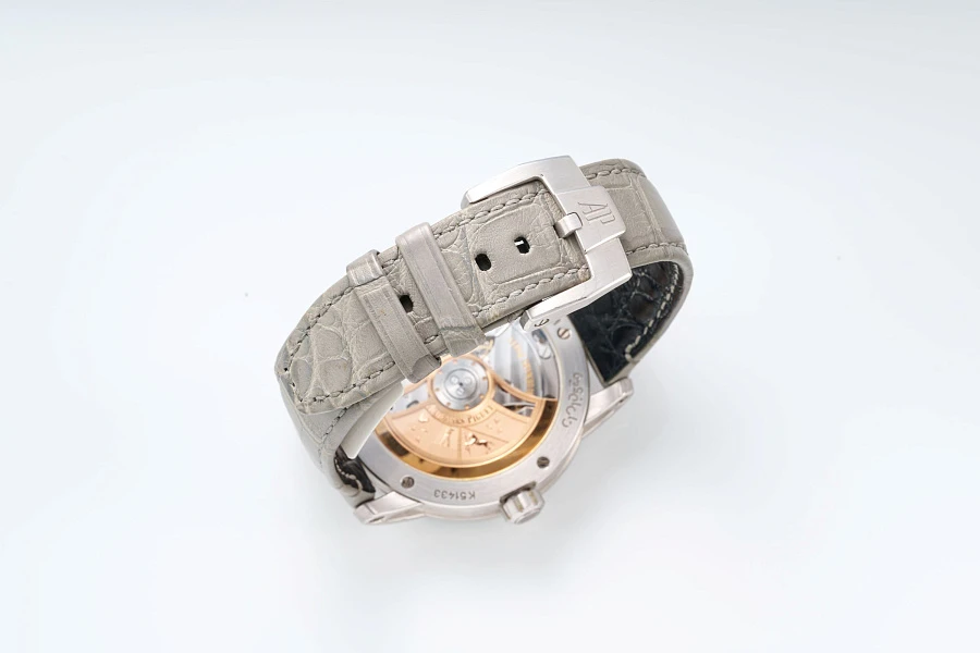 Code 11.59 in 18k White Gold
