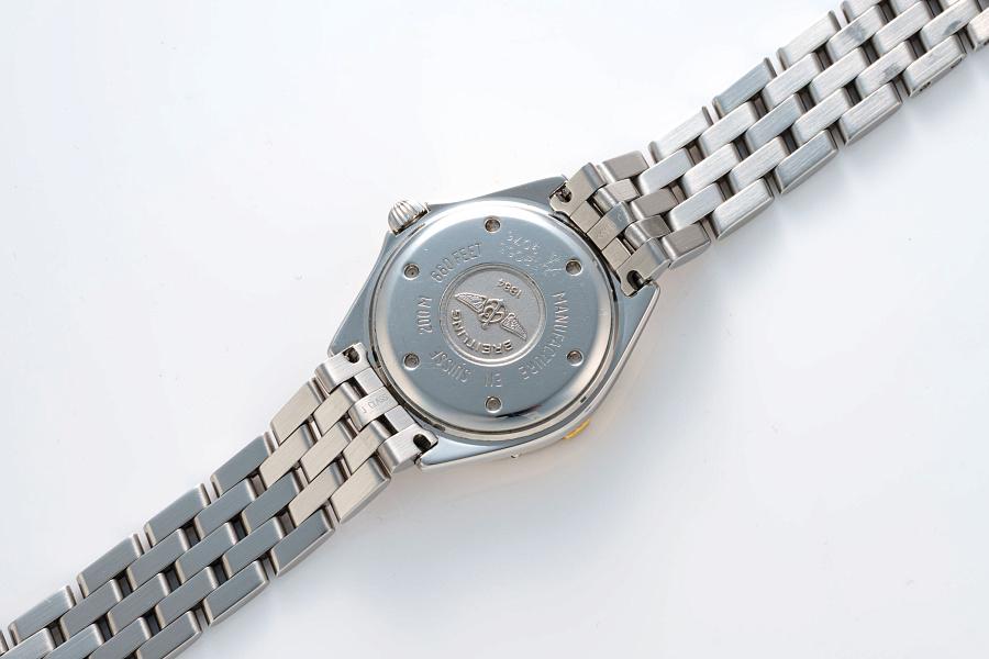 Ladies J-Class Quartz Diver Ref. D52065 in Stainless Steel