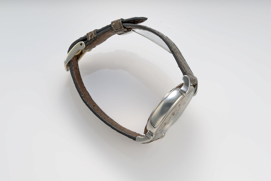 Cornes de Vache Ref. 48100/3 in 18k White Gold