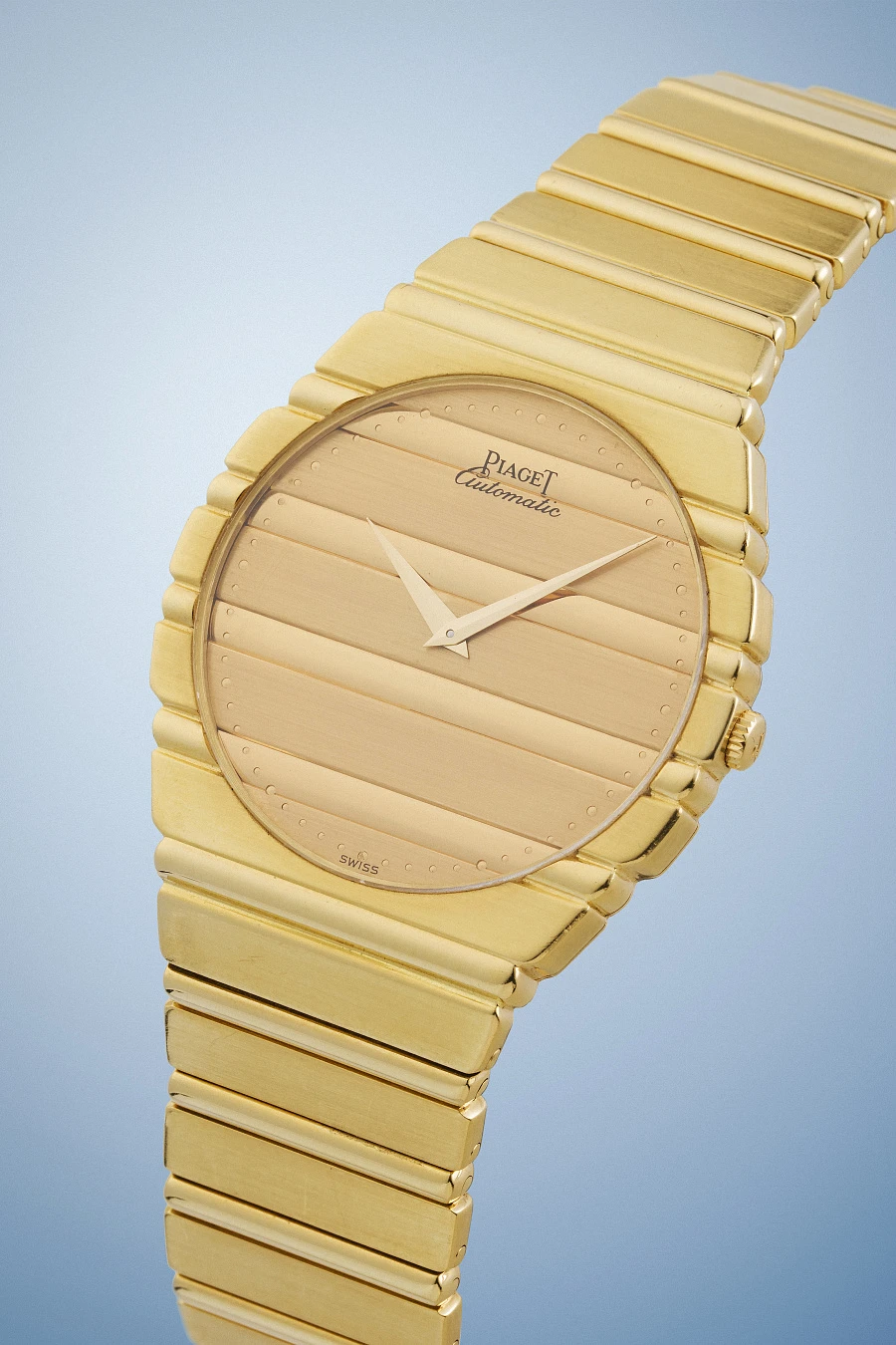 Polo Automatic Ref. 5661C701 in 18k Yellow Gold