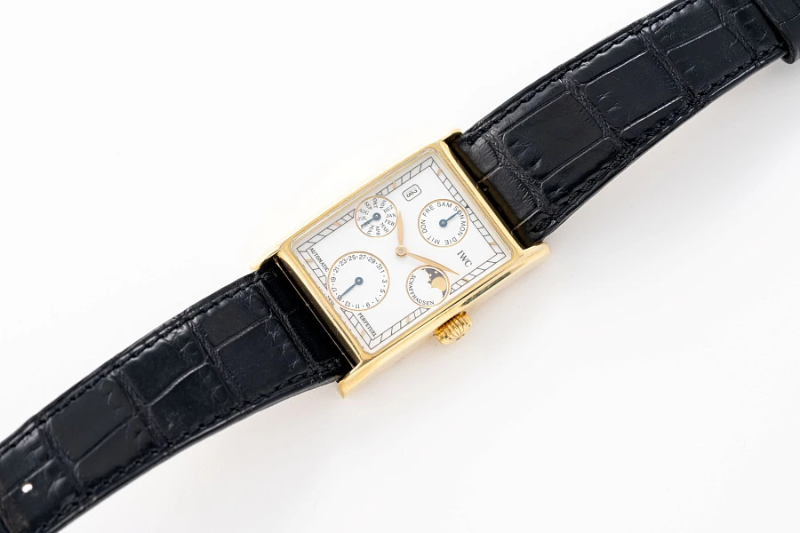 Novecento Perpetual Calendar Ref. IW3545 in 18k Yellow Gold