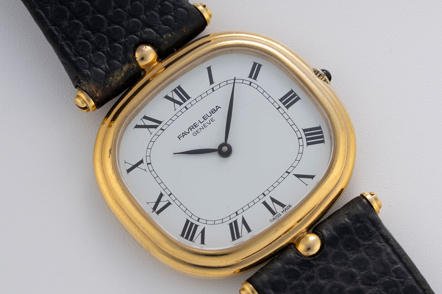 TV-Dial Dress Watch Ref. 111 in Gold Plated Stainless Steel