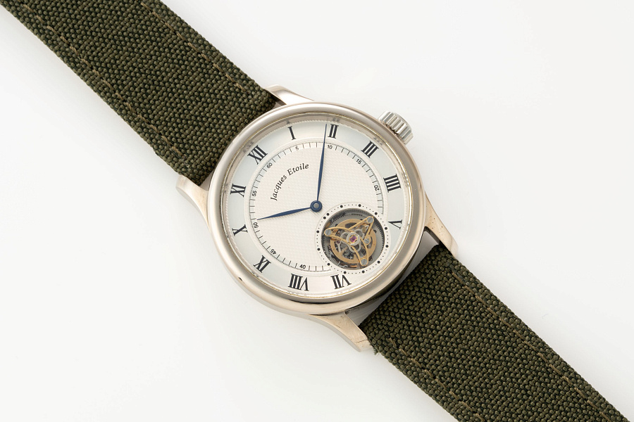Tourbillon in 18k White Gold