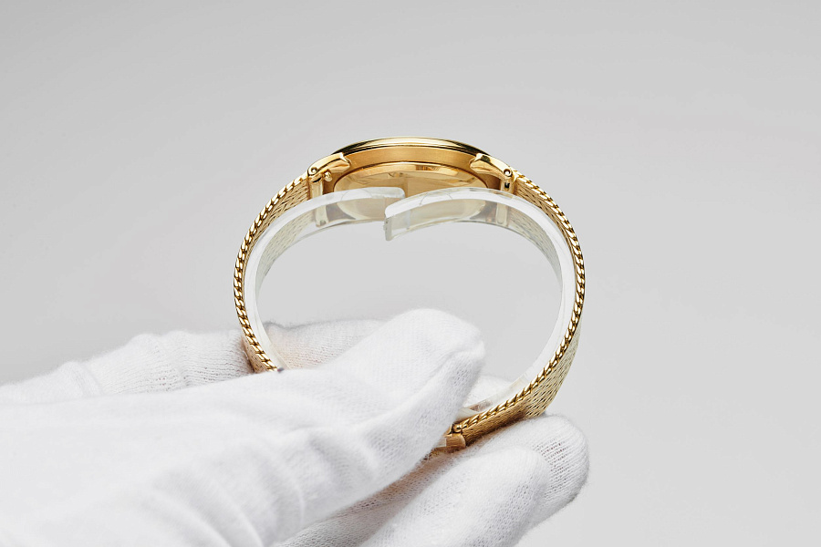 18k Yellow Gold