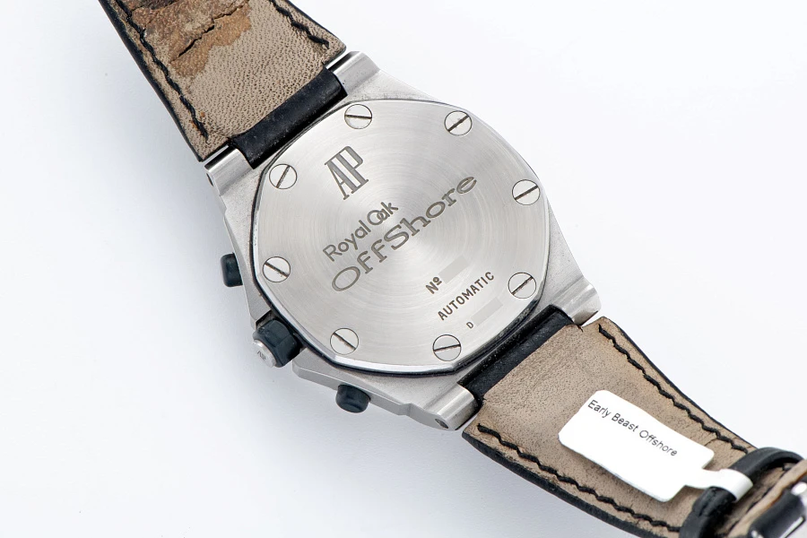 Early Offshore 'Beast' Ref. 25721 in Stainless Steel