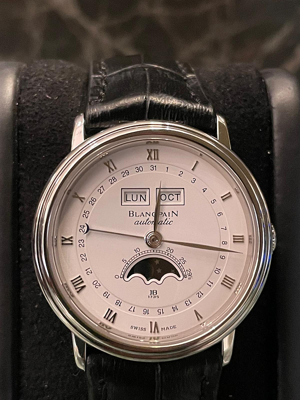 Villeret Complete Calendar Moonphase