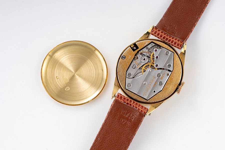 Calendar in 18k Yellow Gold