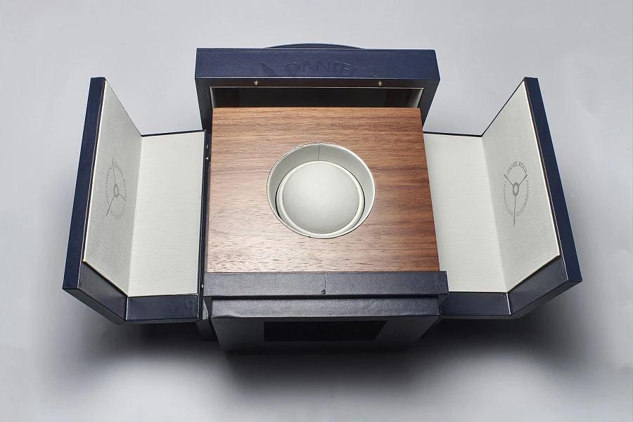 Chronograph Calendar