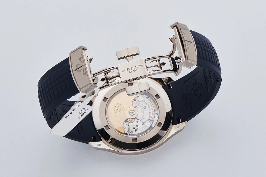 Blue Dial Aquanaut Ref. 5168G in 18k White Gold
