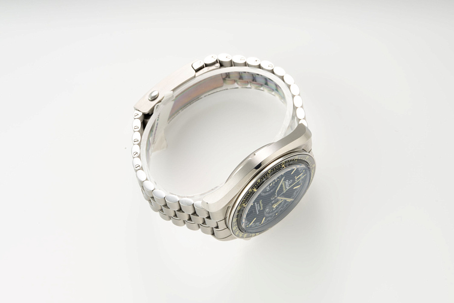 Speedmaster Racing in Stainless Steel