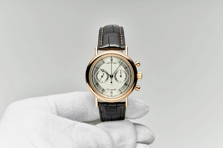 Classique Chronograph Rose Gold