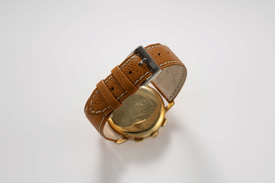 Chronograph in 18k Yellow Gold